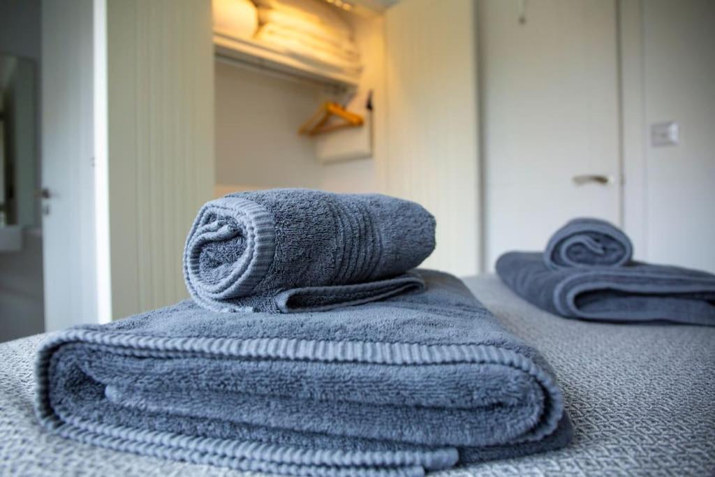 Bridge House Apartments - Free Parking Shottery Екстер'єр фото
